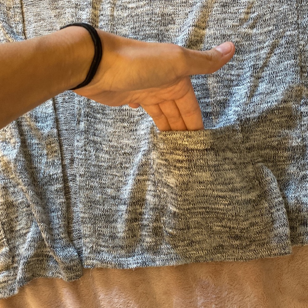 Vest - Picture 5 of 8